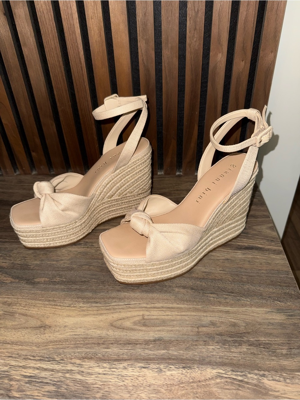 Gianni Bini Knot Woven Platform Wedge Sandals.
-Size 8 - Picture 3 of 8